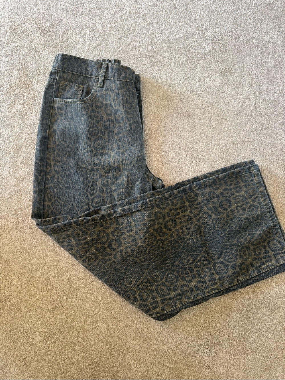 Women's Leopard-Print Wide Leg Jeans
